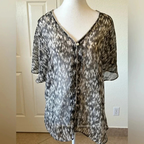 Converse‎ One Star Blouse Women's Medium Multicolor Sheer Flutter Sleeve V-Neck - Picture 1 of 14